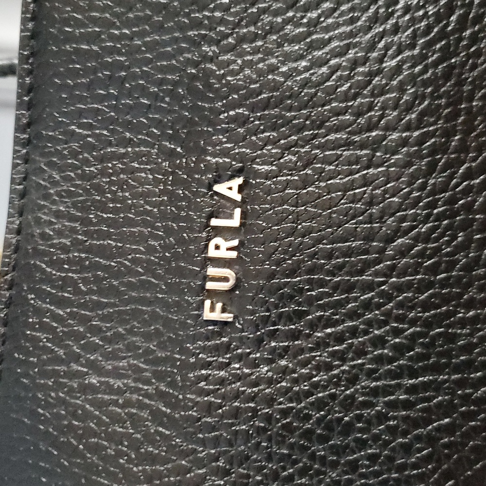 Furla Black Tote Bag with Textured Leather and Gold Hardware - Picture 3 of 9
